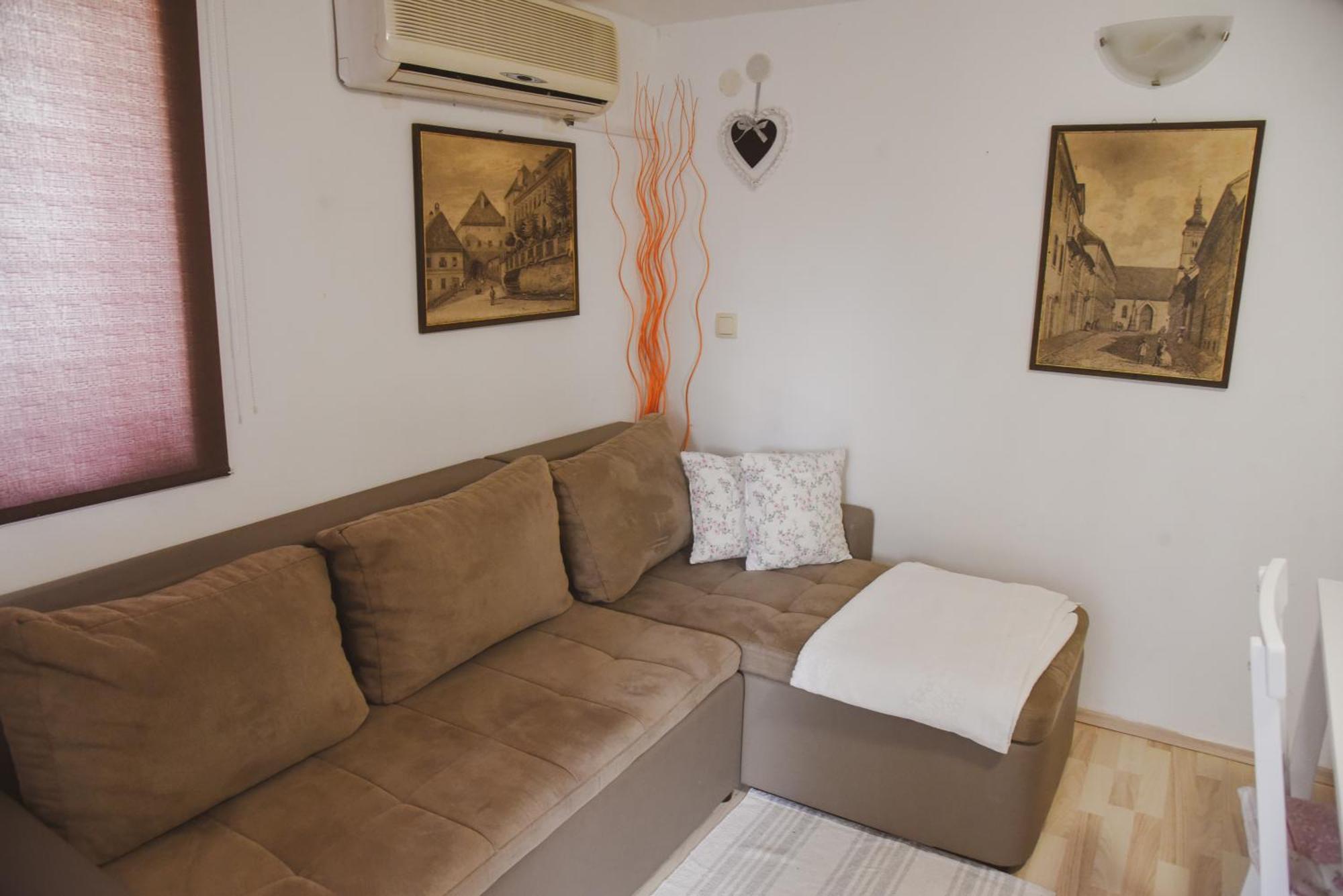 שיבניק Apartments Vendi מראה חיצוני תמונה