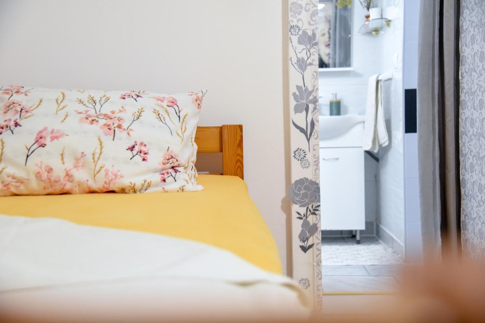 שיבניק Apartments Vendi מראה חיצוני תמונה