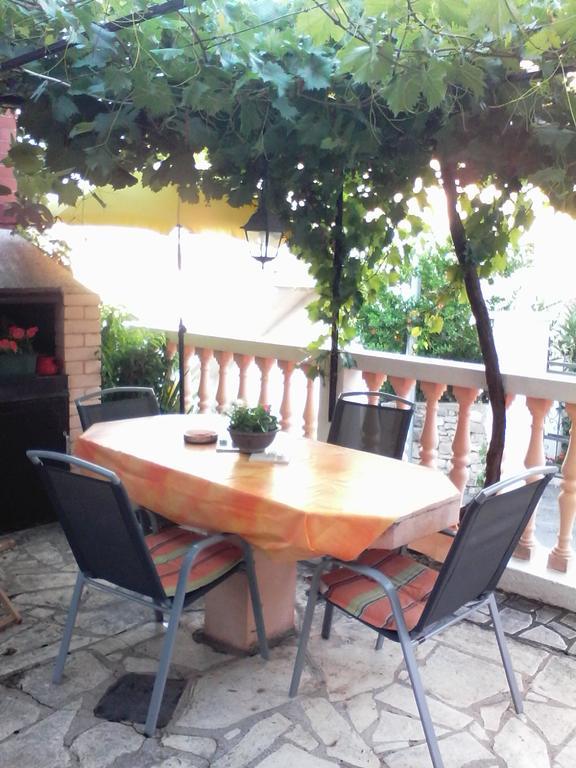 שיבניק Apartments Vendi מראה חיצוני תמונה