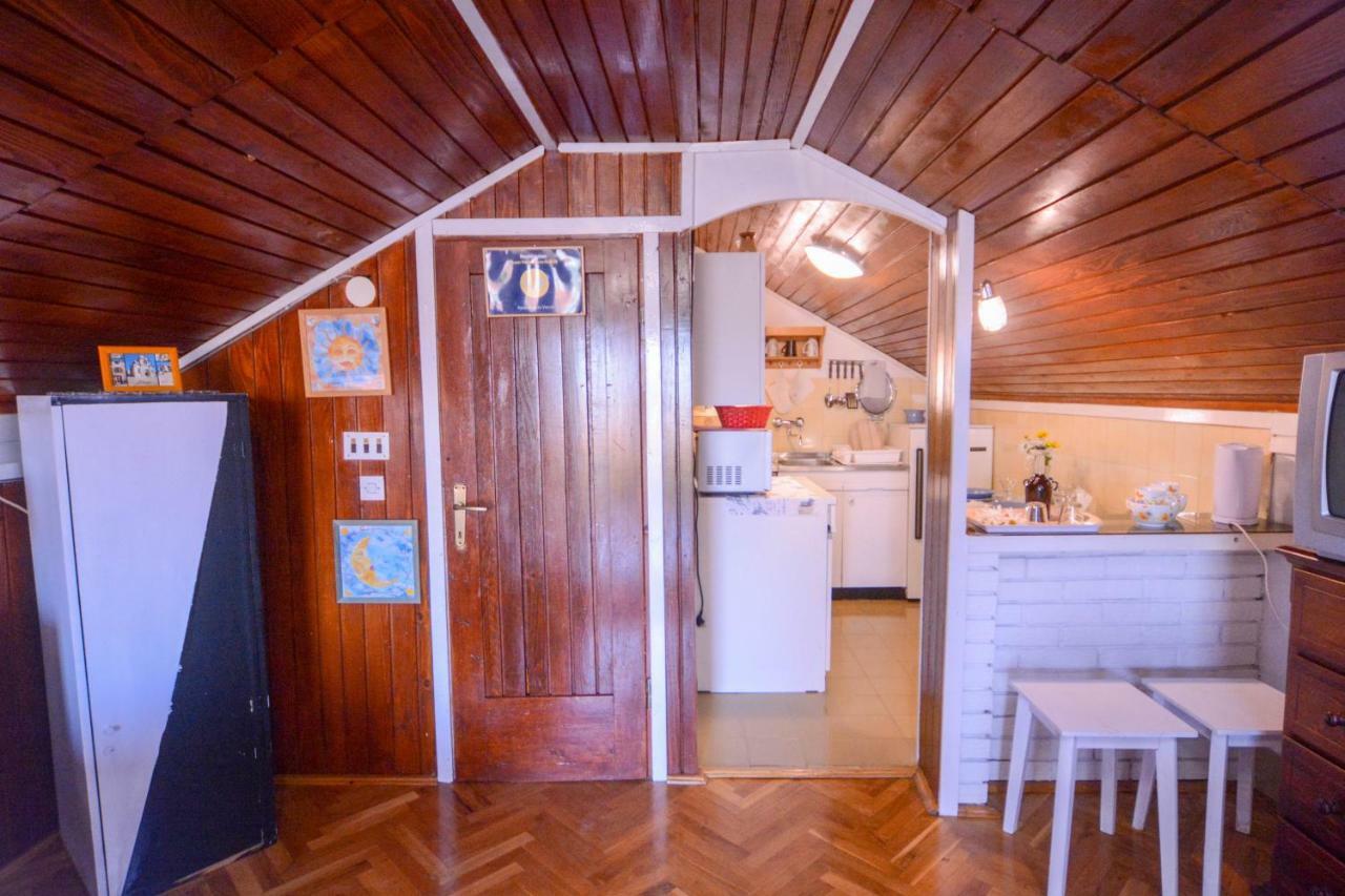 שיבניק Apartments Vendi מראה חיצוני תמונה